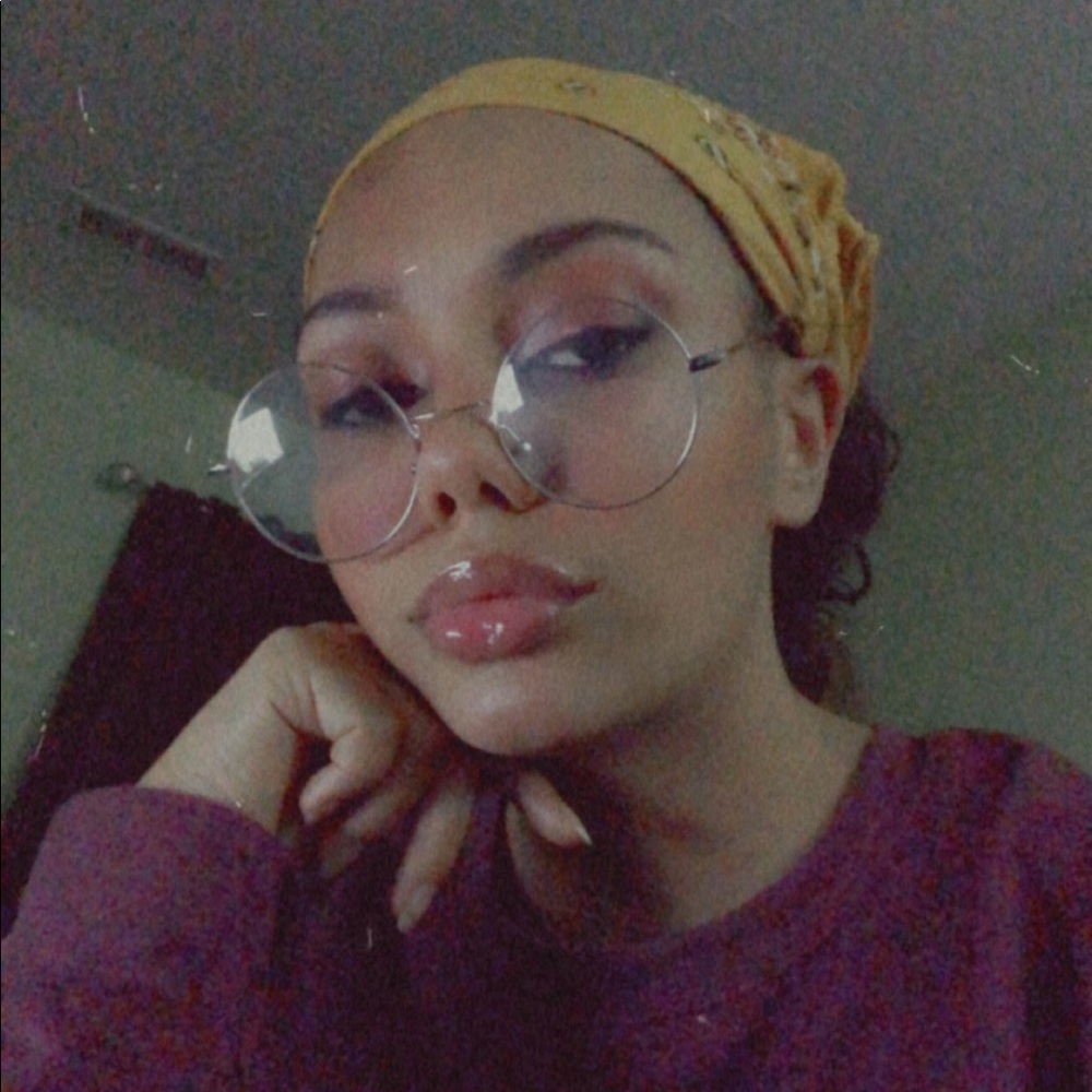 Meet your Posher, Sophia